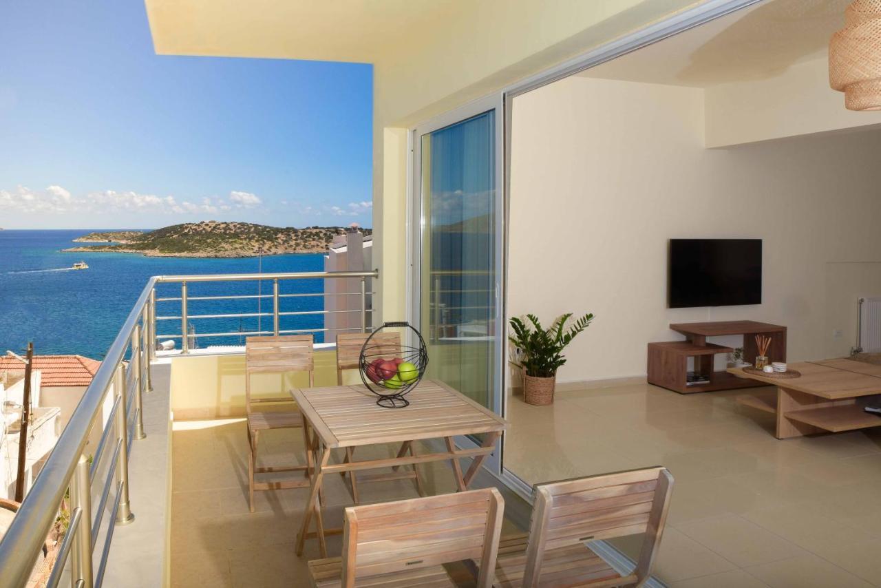 Oikies Luxury Apartments With Private Free Parking Area アイオス・ニコラオス エクステリア 写真