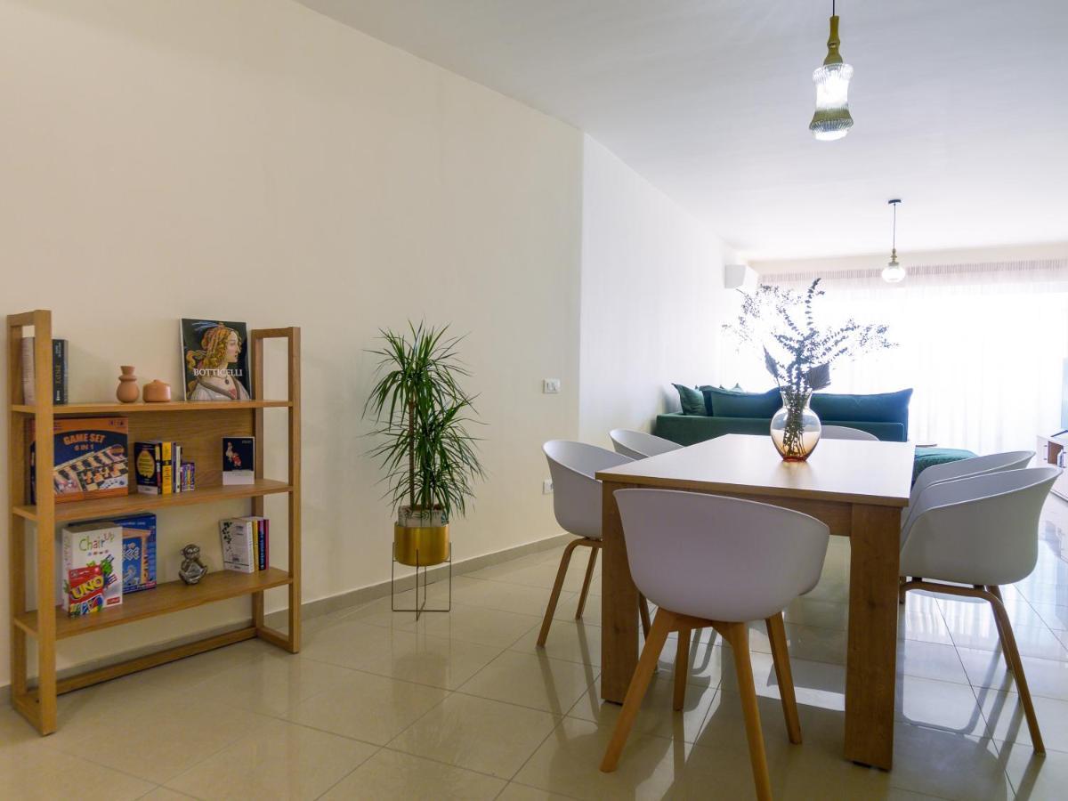 Oikies Luxury Apartments With Private Free Parking Area アイオス・ニコラオス エクステリア 写真