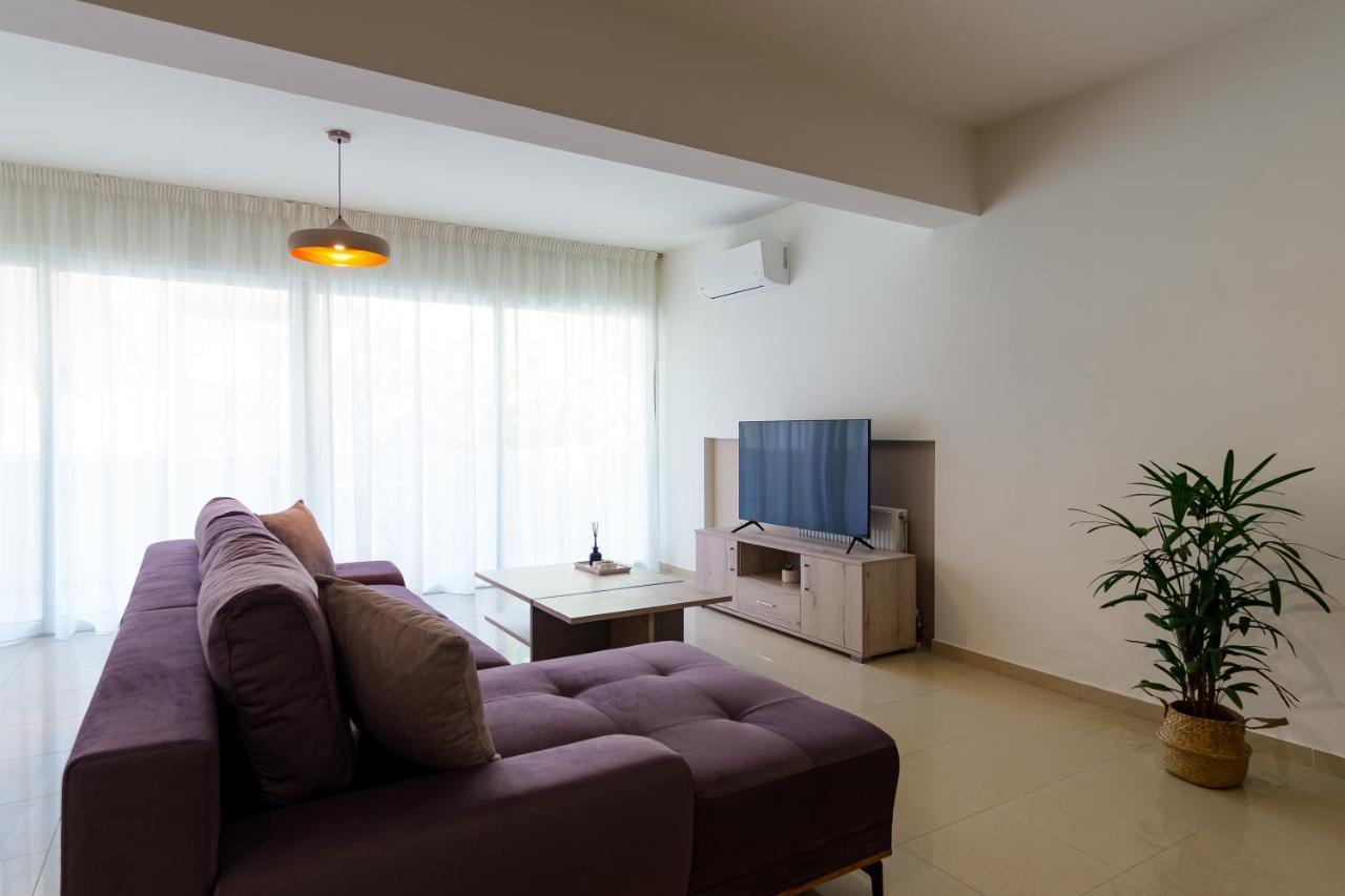 Oikies Luxury Apartments With Private Free Parking Area アイオス・ニコラオス エクステリア 写真