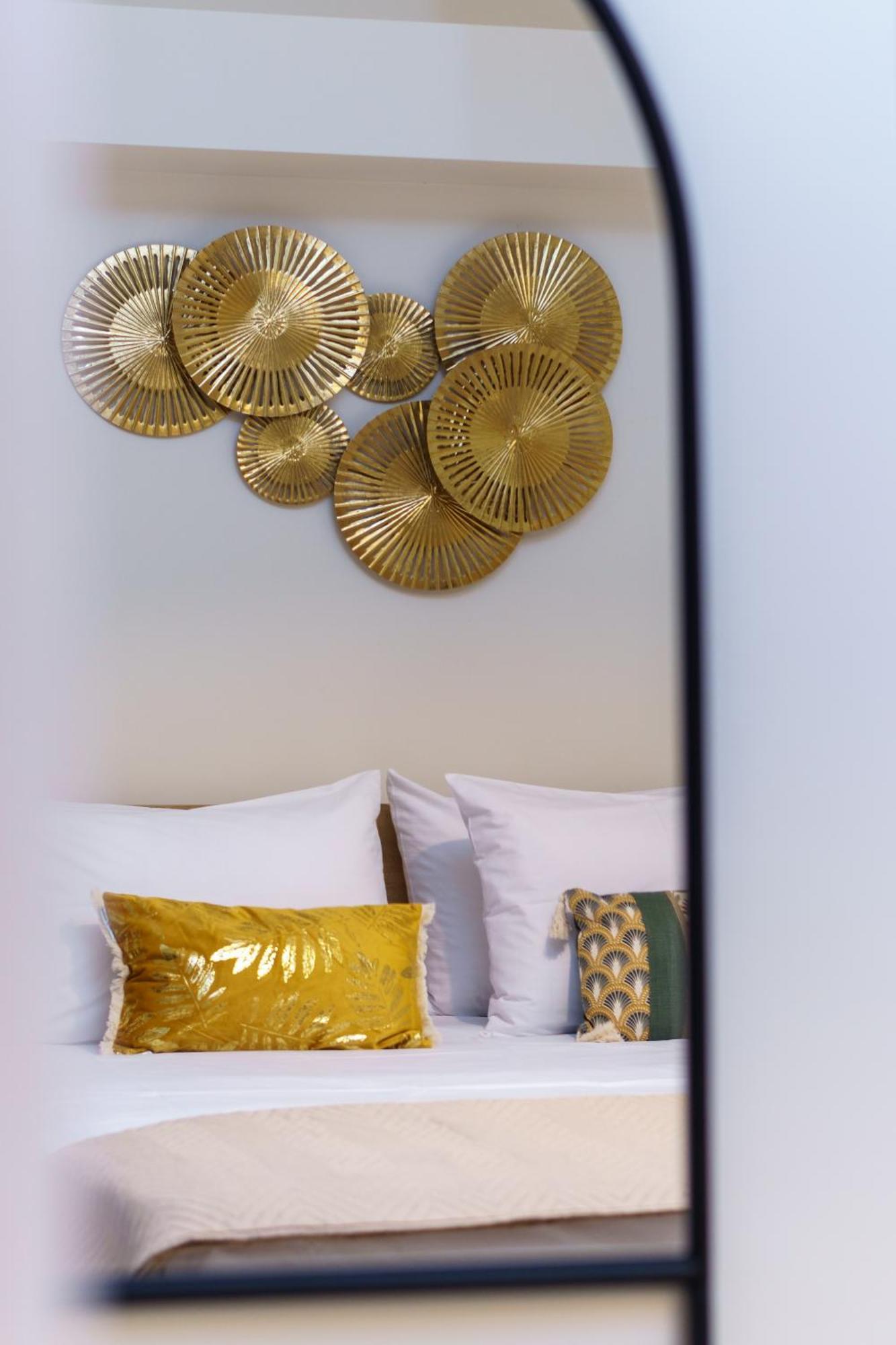 Oikies Luxury Apartments With Private Free Parking Area アイオス・ニコラオス エクステリア 写真