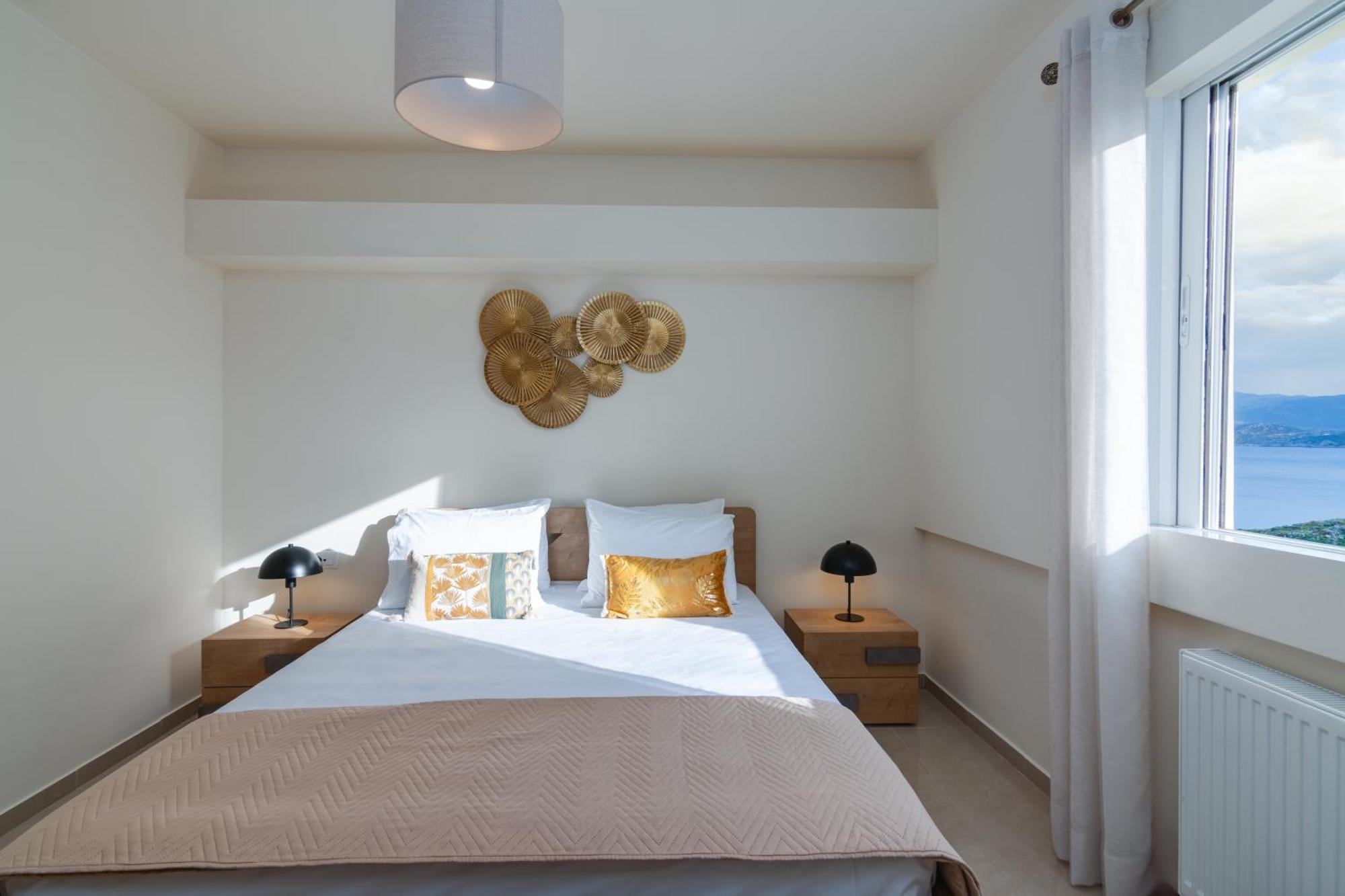 Oikies Luxury Apartments With Private Free Parking Area アイオス・ニコラオス エクステリア 写真