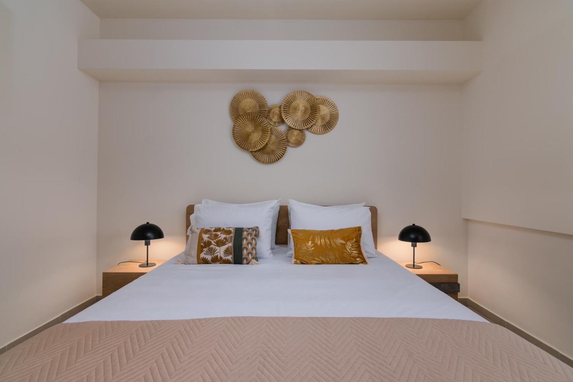 Oikies Luxury Apartments With Private Free Parking Area アイオス・ニコラオス 部屋 写真
